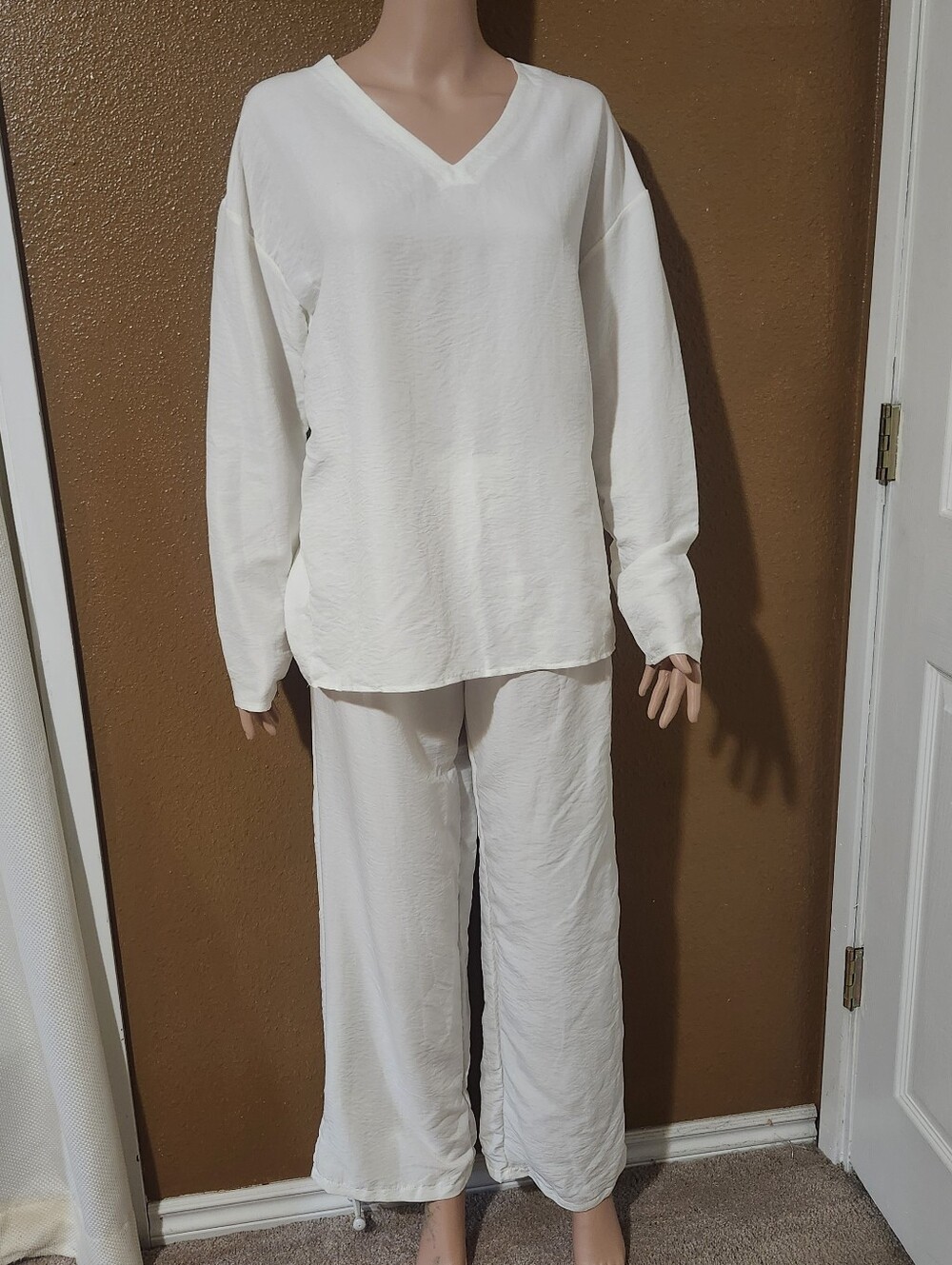 Womens White Lightweight Two Piece Lounge Set